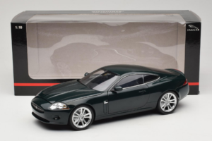 Jaguar XK X150 グリーン Minichamps 1:18 150130500 メタル - 画像 8/8