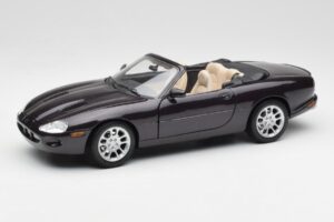 Jaguar XKR X100 カブリオレ グレー Maisto 1:18 50331 メタル