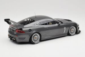 Jaguar XKR GT3 Grey Metallic Minichamps 1:18 150081390 メタル - 画像 2/6