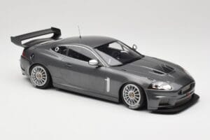 Jaguar XKR GT3 Grey Metallic Minichamps 1:18 150081390 メタル - 画像 4/6