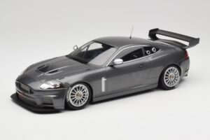 Jaguar XKR GT3 Grey Metallic Minichamps 1:18 150081390 メタル