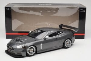 Jaguar XKR GT3 Grey Metallic Minichamps 1:18 150081390 メタル - 画像 6/6