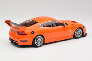 Jaguar XKR GT3 Racing Orange Minichamps 1:18 150081391 メタル - 画像 2/6