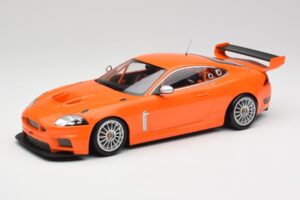 Jaguar XKR GT3 Racing Orange Minichamps 1:18 150081391 メタル