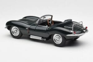 Jaguar XKSS Steve McQueen Personal Car AUTOart 1:18 73526 メタル - 画像 7/8