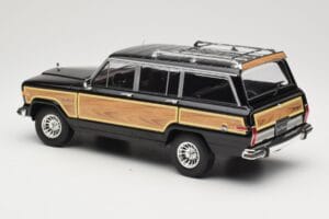 Jeep Grand Wagoneer ブラック KK-Scale 1:18 KKDC181113 メタル - 画像 5/6
