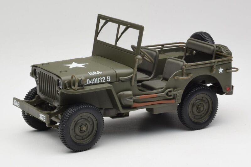 Jeep Willys ミリタリーグリーン Gate 1:18 1061 メタル