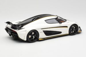 Koenigsegg Regera クリスタルホワイト GT Spirit 1:18 GT913 レジン - 画像 2/6