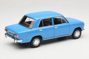 Lada 1200 2101 ブルー IXO 1:18 18CMC204OP メタル - 画像 3/8