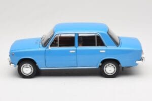 Lada 1200 2101 ブルー IXO 1:18 18CMC204OP メタル - 画像 4/8