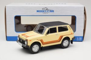 Lada Niva 2121 California ベージュ MCG 1:18 MCG18004 メタル - 画像 6/6