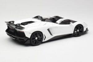 Lamborghini Aventador J ホワイト AUTOart 1:18 74674 メタル - 画像 3/8