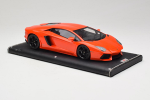 Lamborghini Aventador オレンジ MR Collection 1:18 LAMB064 レジン - 画像 4/6