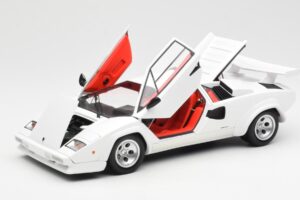 Lamborghini Countach LP500S ホワイト Kyosho 1:18 08320E メタル - 画像 2/8