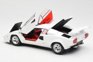 Lamborghini Countach LP500S ホワイト Kyosho 1:18 08320E メタル - 画像 5/8
