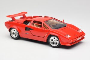 Lamborghini Countach レッド Bburago 1:18 3047-M1 メタル - 画像 6/8