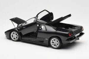 Lamborghini Diablo 6.0 ブラック AUTOart 1:18 74528 メタル - 画像 5/8