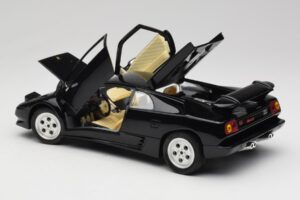 Lamborghini Diablo ブラック Mira 1:18 6107 メタル - 画像 5/8