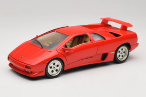 Lamborghini Diablo レッド Bburago 1:18 3041-M1 メタル