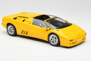 Lamborghini Diablo Roadster イエロー AUTOart 1:18 70092 メタル - 画像 6/8