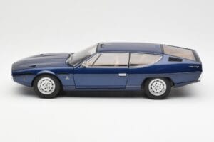 Lamborghini Espada ブルー メタリック AUTOart 1:18 74502 メタル - 画像 4/8