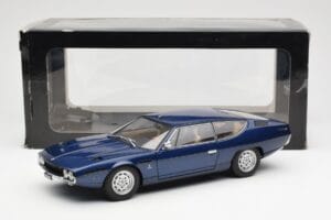 Lamborghini Espada ブルー メタリック AUTOart 1:18 74502 メタル - 画像 8/8