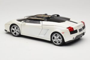 Lamborghini Gallardo Concept ホワイト Mondo Motors 1:18 146432 メタル - 画像 7/8
