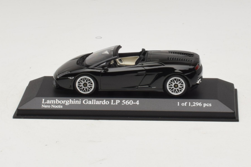Lamborghini Gallardo LP560-4 Spyder ブラック Minichamps 1:43 400103830 メタル