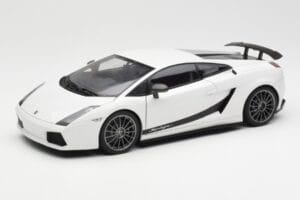 Lamborghini Gallardo Superleggera Monocerus メタリック ホワイト AUTOart 1:18 74585 メタル