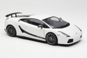 Lamborghini Gallardo Superleggera Monocerus メタリック ホワイト AUTOart 1:18 74585 メタル - 画像 6/8
