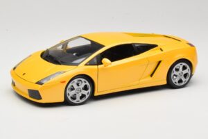Lamborghini Gallardo イエロー Maisto 1:18 31655 メタル