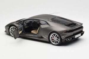Lamborghini Huracan LP610-4 グレー AUTOart 1:18 74606 コンポジット - 画像 5/8