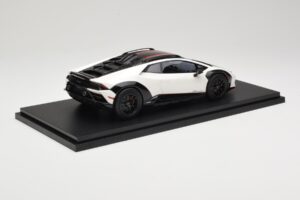 Lamborghini Huracan Sterrato No. 63 ホワイト TopSpeed 1:18 TS0610 レジン - 画像 2/6