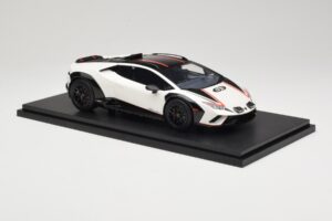 Lamborghini Huracan Sterrato No. 63 ホワイト TopSpeed 1:18 TS0610 レジン - 画像 4/6