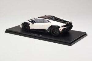Lamborghini Huracan Sterrato No. 63 ホワイト TopSpeed 1:18 TS0610 レジン - 画像 5/6