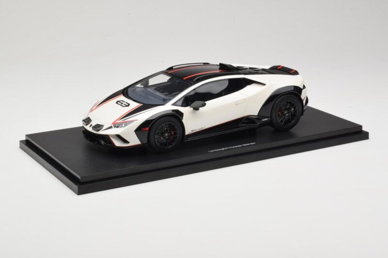 Lamborghini Huracan Sterrato No. 63 ホワイト TopSpeed 1:18 TS0610 レジン