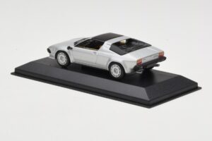 Lamborghini Jalpa シルバー Minichamps 1:43 400103601 メタル - 画像 3/4