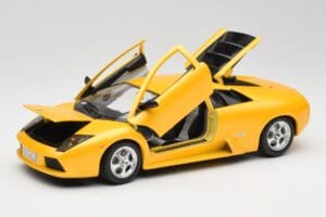 Lamborghini Murcielago LP640 イエロー Bburago 1:18 23124646-M1 メタル - 画像 2/8