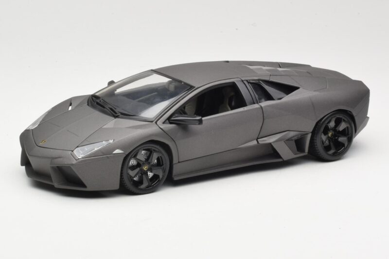 Lamborghini Reventon Matte Grey Bburago 1:18 18-11029 メタル