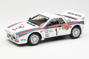 Lancia 037 Martini #1 W. Rohrl / C. Geistdorfer Winner Rally Monte Carlo 1983 ナイトバージョン Kyosho 1:18 08306A メタル