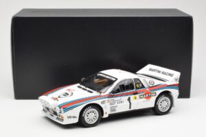 Lancia 037 Martini #1 W. Rohrl / C. Geistdorfer Winner Rally Monte Carlo 1983 ナイトバージョン Kyosho 1:18 08306A メタル - 画像 8/8