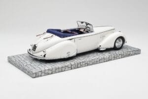 Lancia Astura Tipo 233 Corto ホワイト Minichamps 1:18 107125330 レジン - 画像 2/6