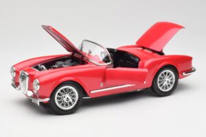 Lancia Aurelia B24 Spider レッド Bburago 1:18 3010 メタル - 画像 2/8