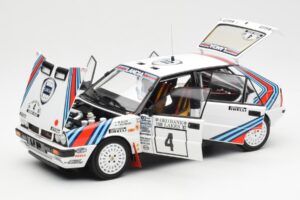 Lancia Delta HF 4WD #4 M. Alen / I. Kivimaki Martini Rally 1000 Lakes 1987 Kyosho 1:18 08960B メタル - 画像 2/8