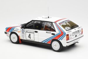 Lancia Delta HF 4WD #4 M. Alen / I. Kivimaki Martini Rally 1000 Lakes 1987 Kyosho 1:18 08960B メタル - 画像 7/8