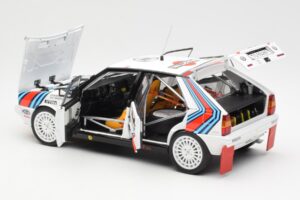 Lancia Delta HF 4WD #6 M. Biasion / T. Siviero Martini Rally Monte Carlo 1987 Kyosho 1:18 08960A メタル - 画像 5/8