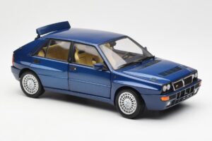 Lancia Delta HF Integrale Evo II ブルー Kyosho 1:18 08341BL メタル - 画像 6/8