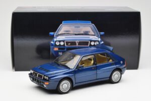 Lancia Delta HF Integrale Evo II ブルー Kyosho 1:18 08341BL メタル - 画像 8/8