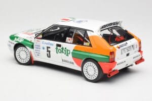 Lancia Delta HF Integrale Evo II Totip #5 A. Aghini / S. Farnocchia Rally Monte Carlo 1993 Kyosho 1:18 08348F メタル - 画像 7/8