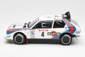 Lancia Delta S4 Martini #4 H. Toivonen / S. Cresto Rally Tour de Corse 1986 AUTOart 1:18 88620 メタル - 画像 4/8